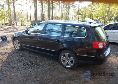 2009 Volkswagen Passat Komfort from USA, damaged, VIN WVWXK73C19E128383